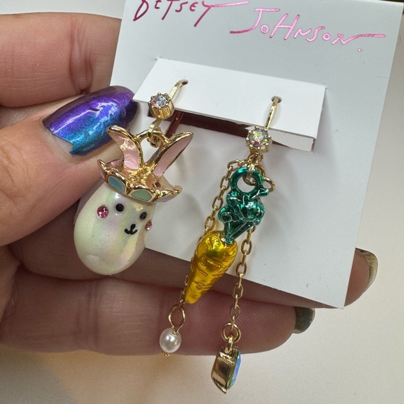 Betsey Johnson Easter Mismatched Earrings. Bunny and Carrot. - Picture 1 of 6
